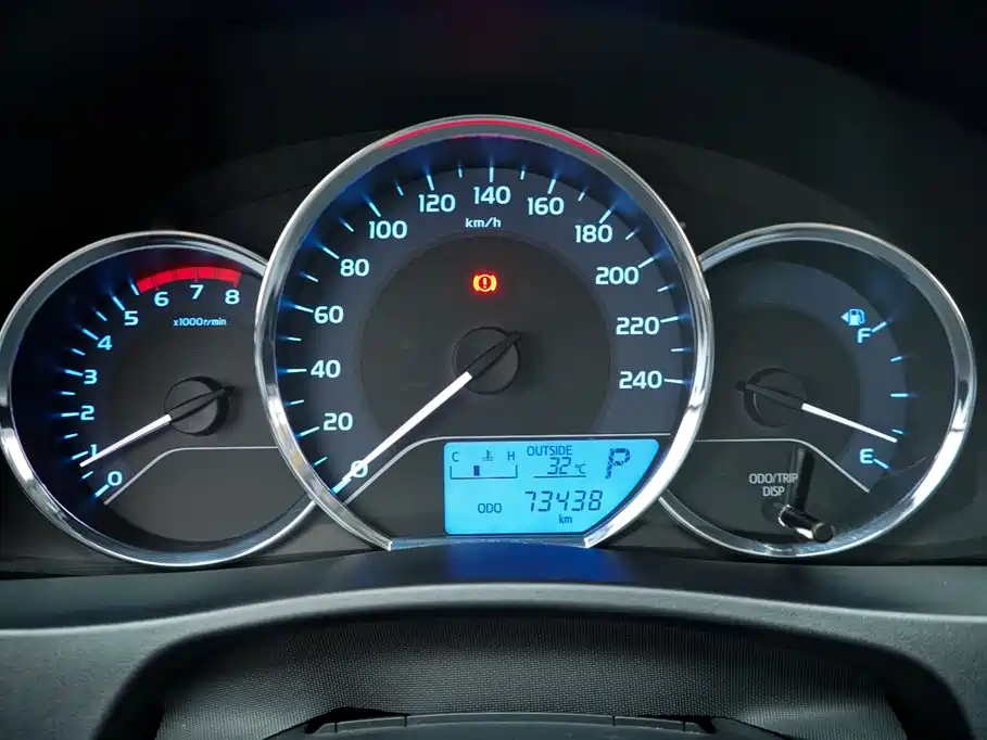 Toyota Levin 2017 Facelift 185T CVT Elite (China V) фото 8