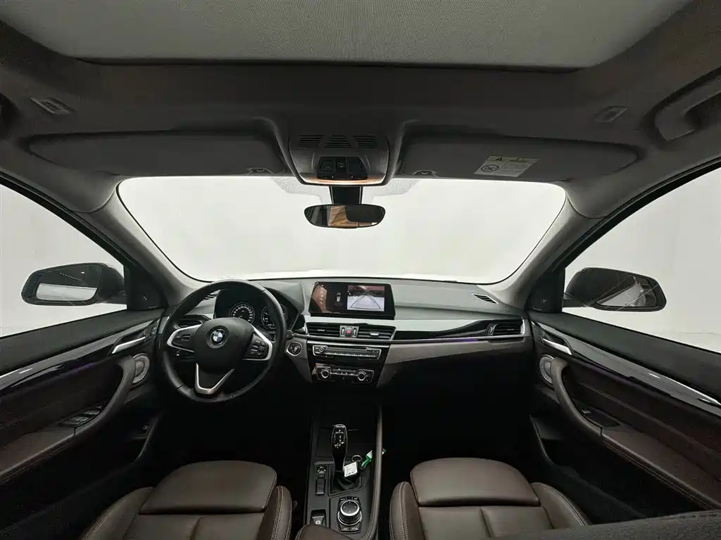 BMW X1 2022 sDrive20Li Fashion фото 10
