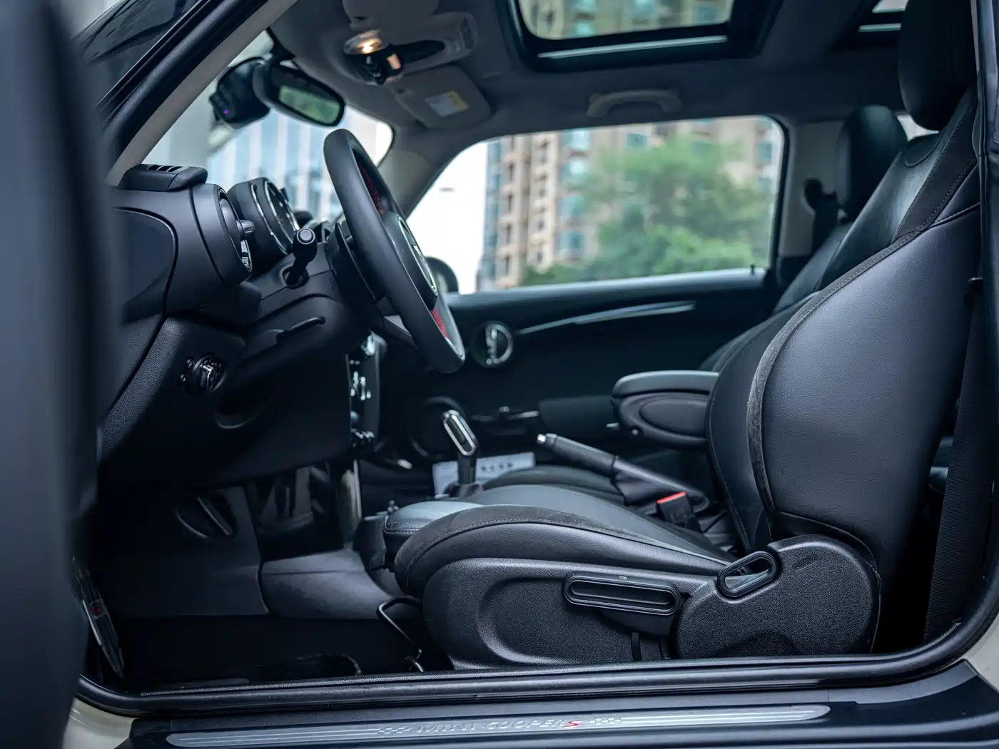 MINI 2019 2.0T COOPER S Classic фото 20
