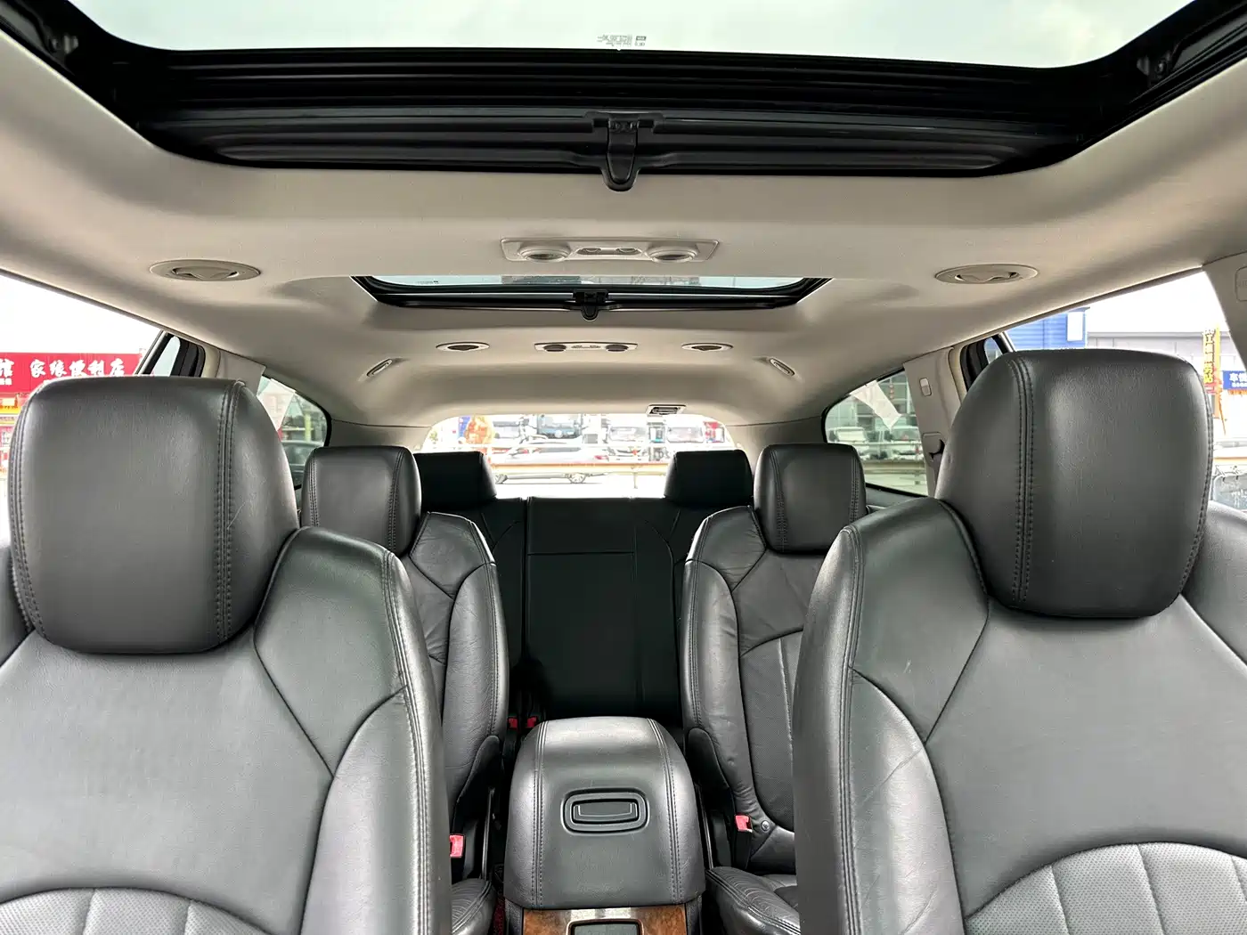 Buick Enclave 2010 2010 3.6L Flagship Edition