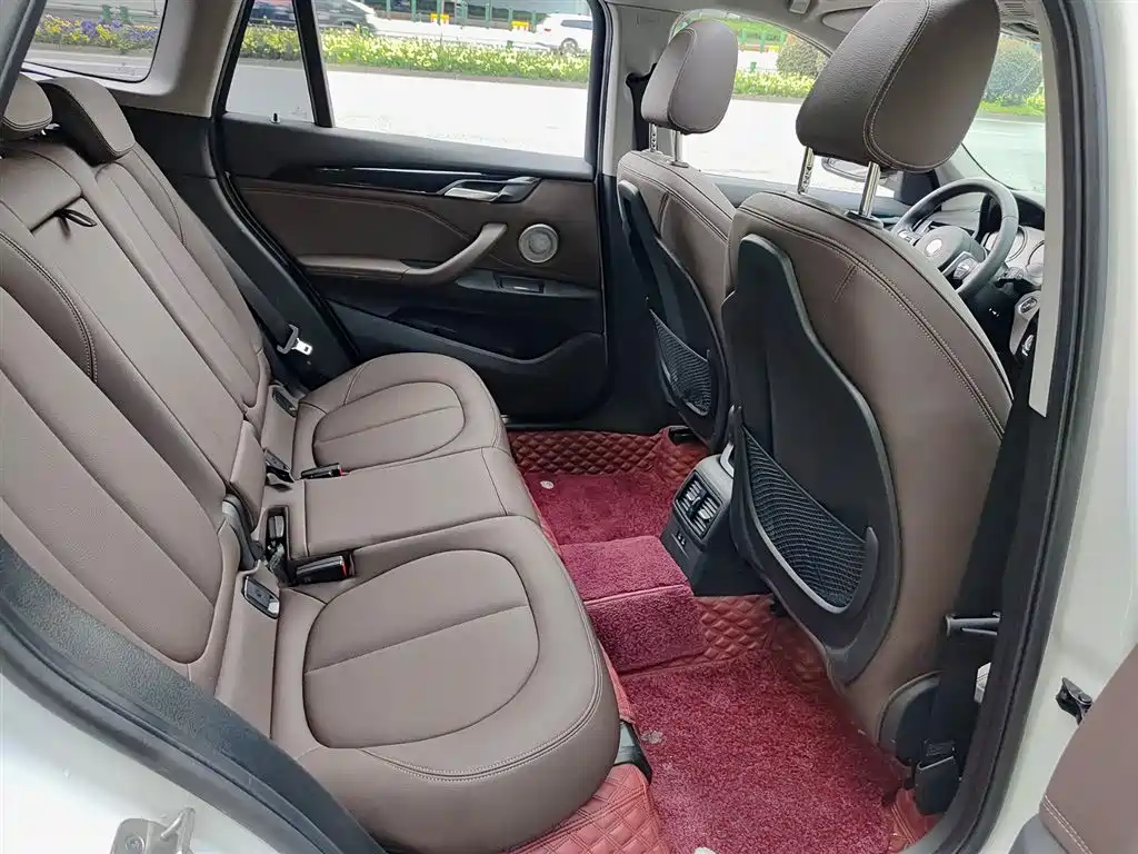 BMW X1 2021 Facelift sDrive25Li Leading фото 11