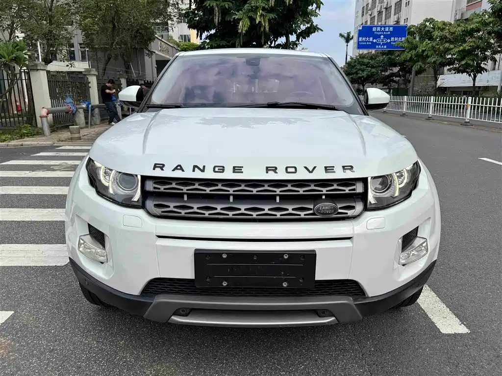 صورة 15 - Land Rover Range Rover Evoque (Import)