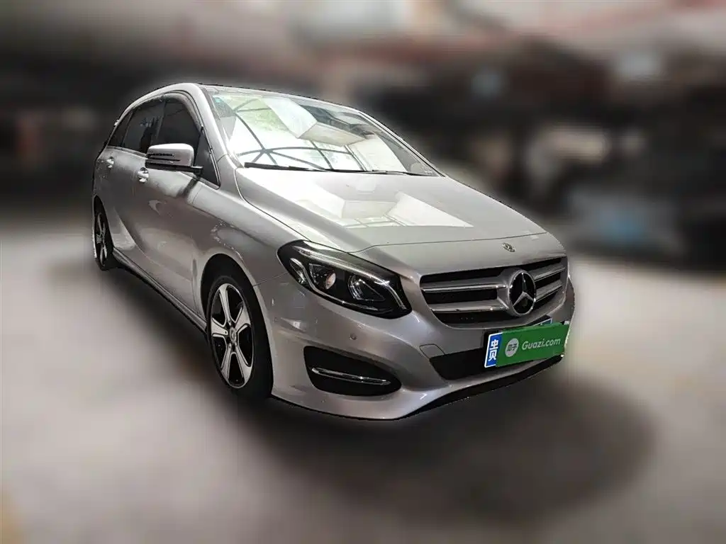 Mercedes-Benz B-Class 2018 B 200 Fashion фото 8