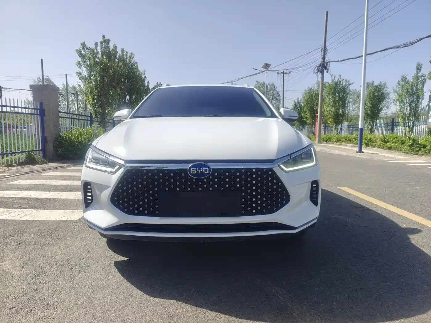 BYD e2 2019 Long Range Yao·Luxury Model фото 2