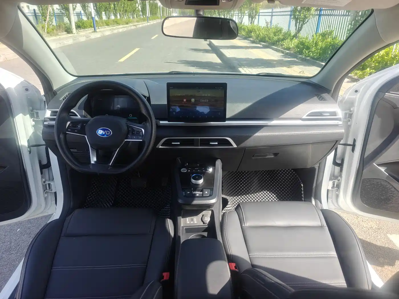 BYD e2 2019 Long Range Yao·Luxury Model фото 12