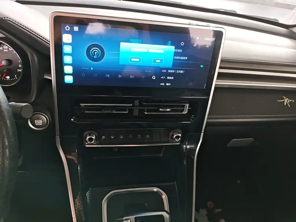 Фото 13 - Haval M6