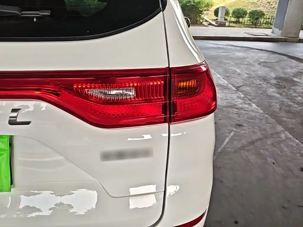 Фото 8 - Haval M6