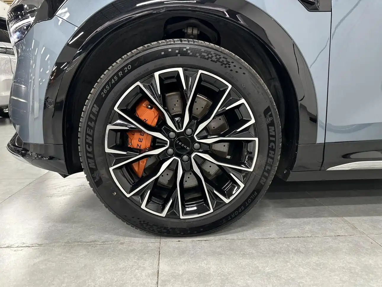 ZEEKR EXTREME KRYPTON 7X