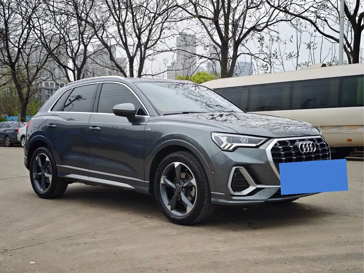 Audi Q3 2021 35 TFSI Fashion Sport фото 3