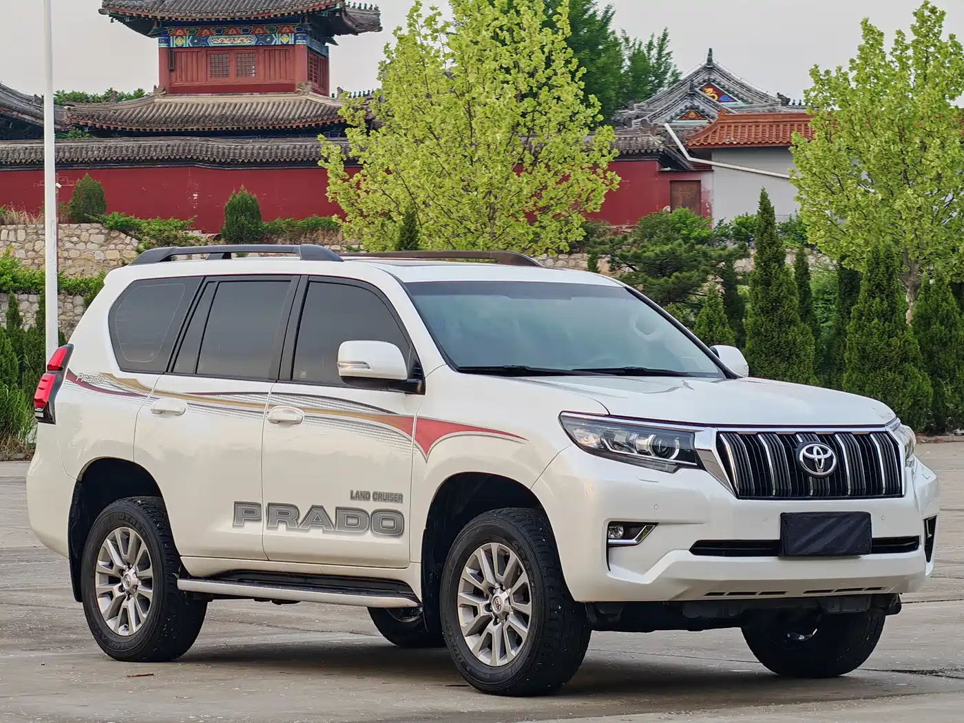 Toyota Prado 2018 3.5L Auto TX-L фото 3