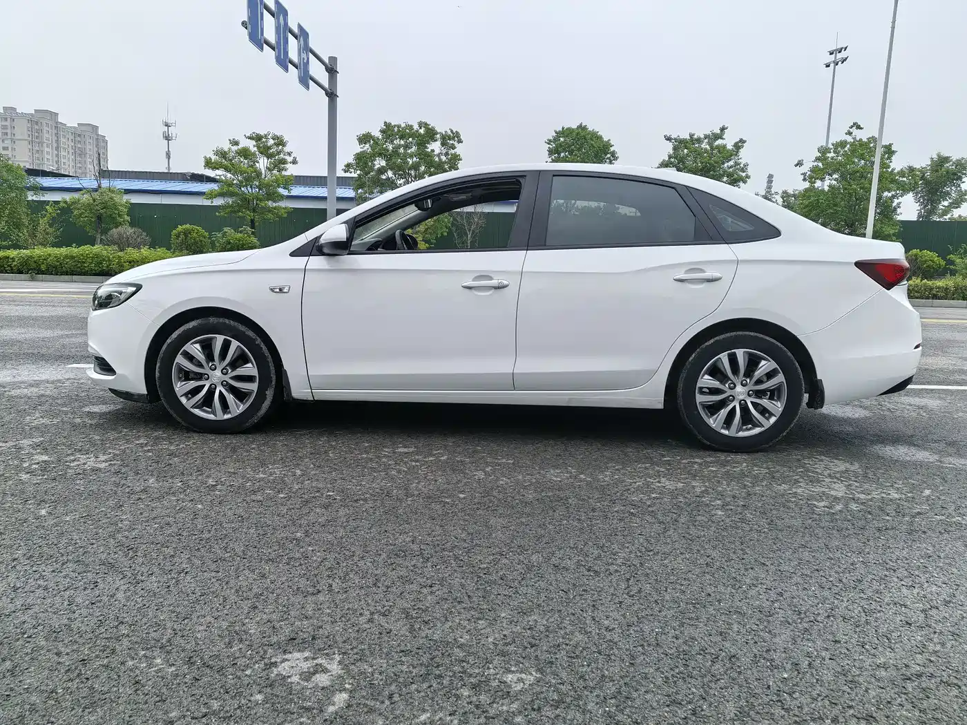 Buick Excelle 2019 18T Auto Connected Elite China VI фото 8