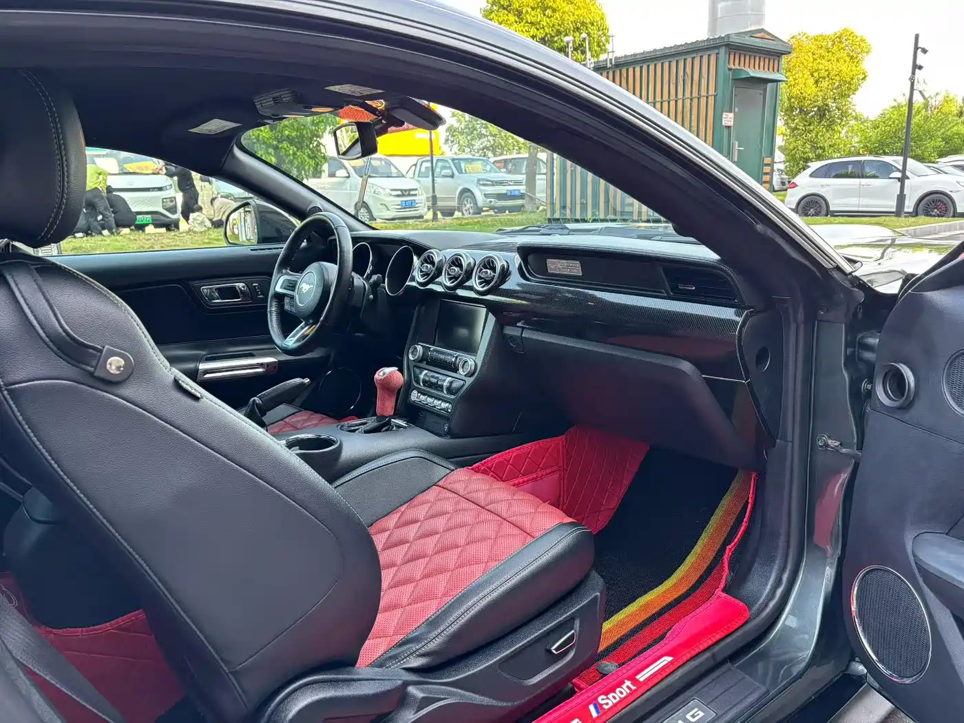 Ford Mustang 2015 2.3T Sport Edition фото 5