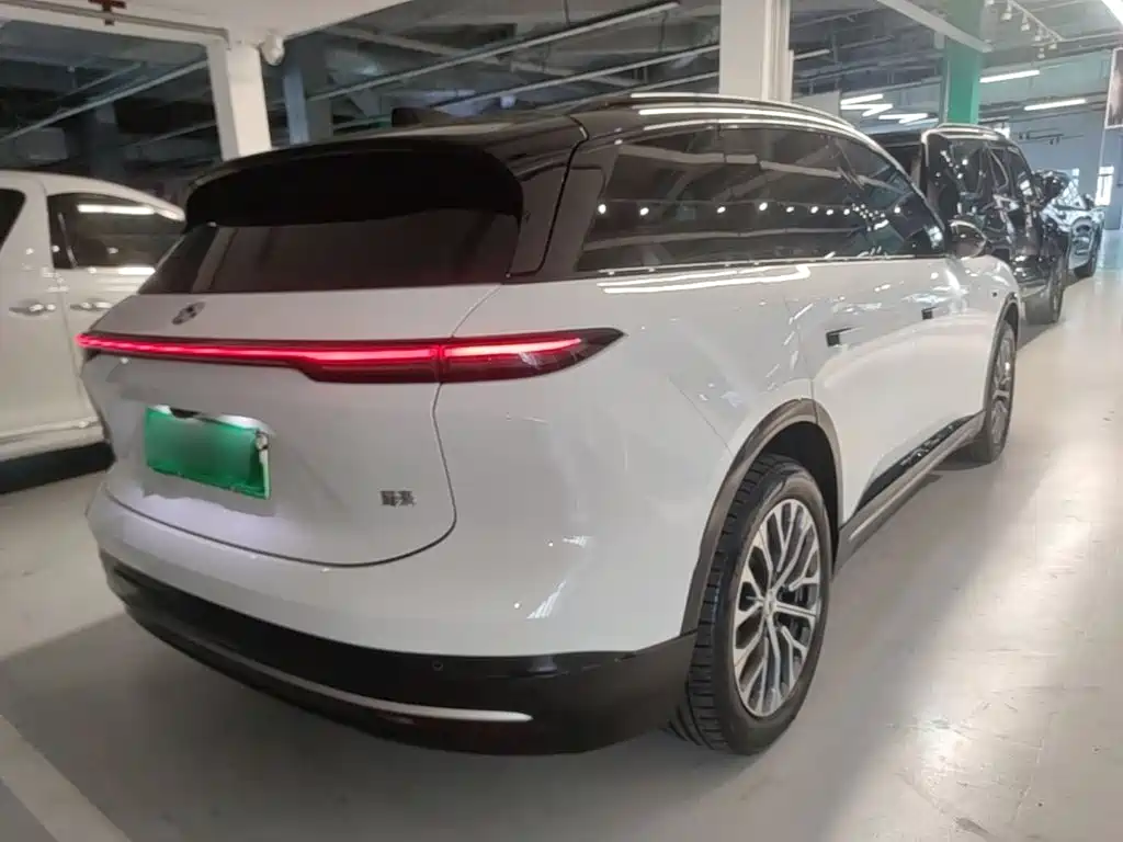Фото 7 - NIO ES6