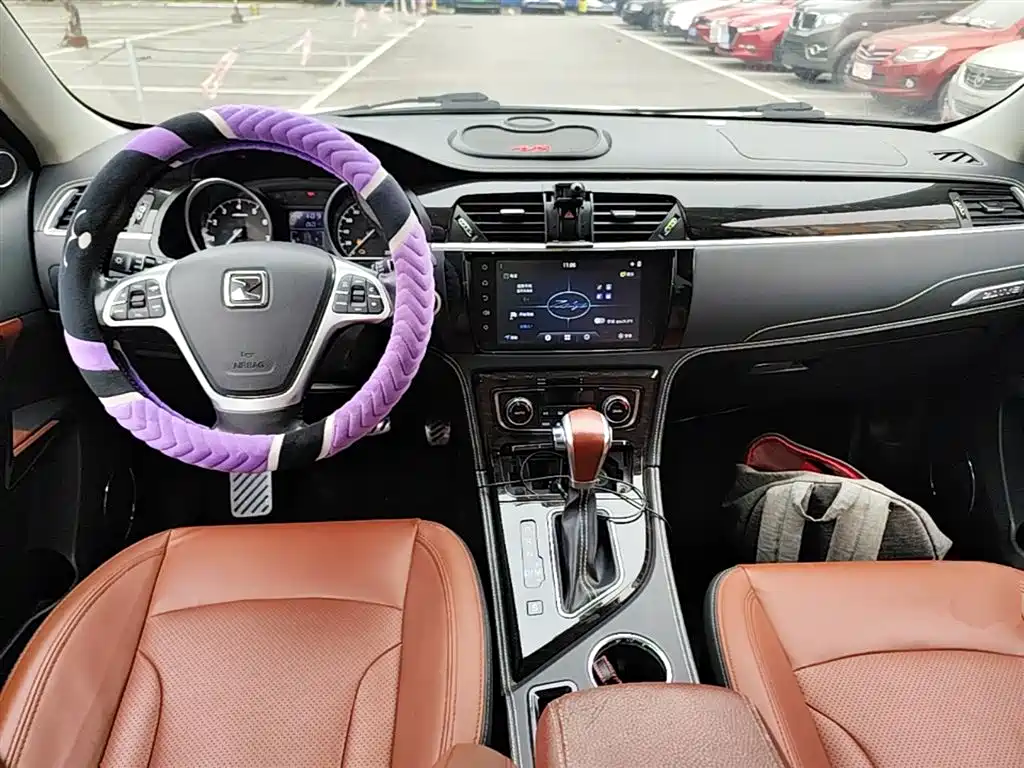 Фото 10 - Zotye T600
