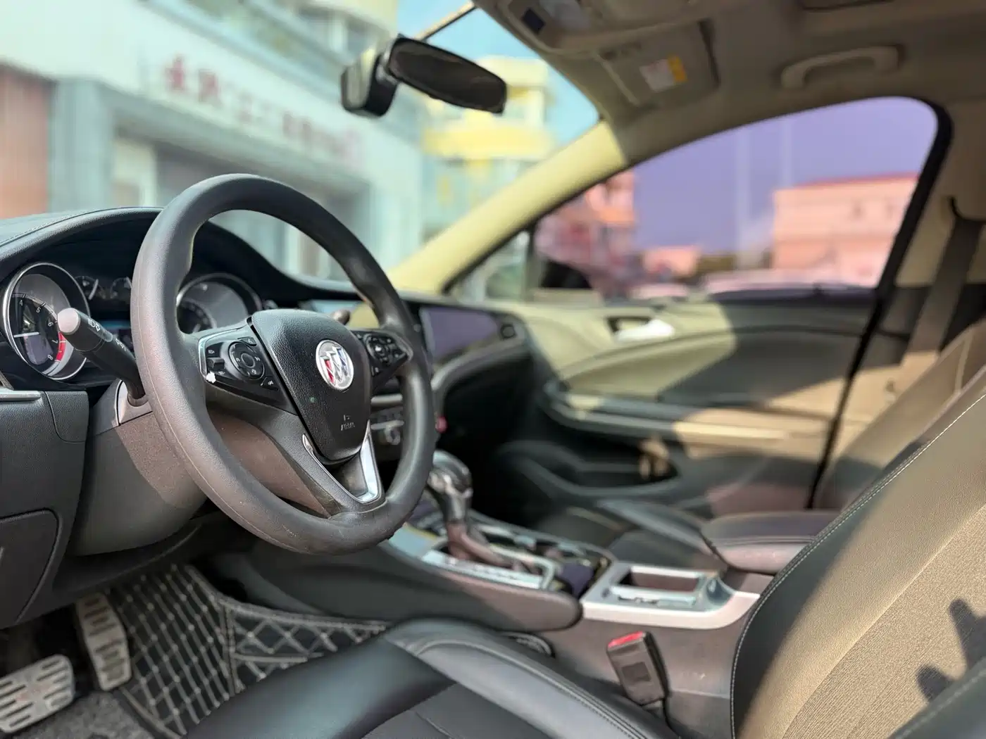 Buick Verano 2016 2015 Sedan 20T Dual-clutch Leading