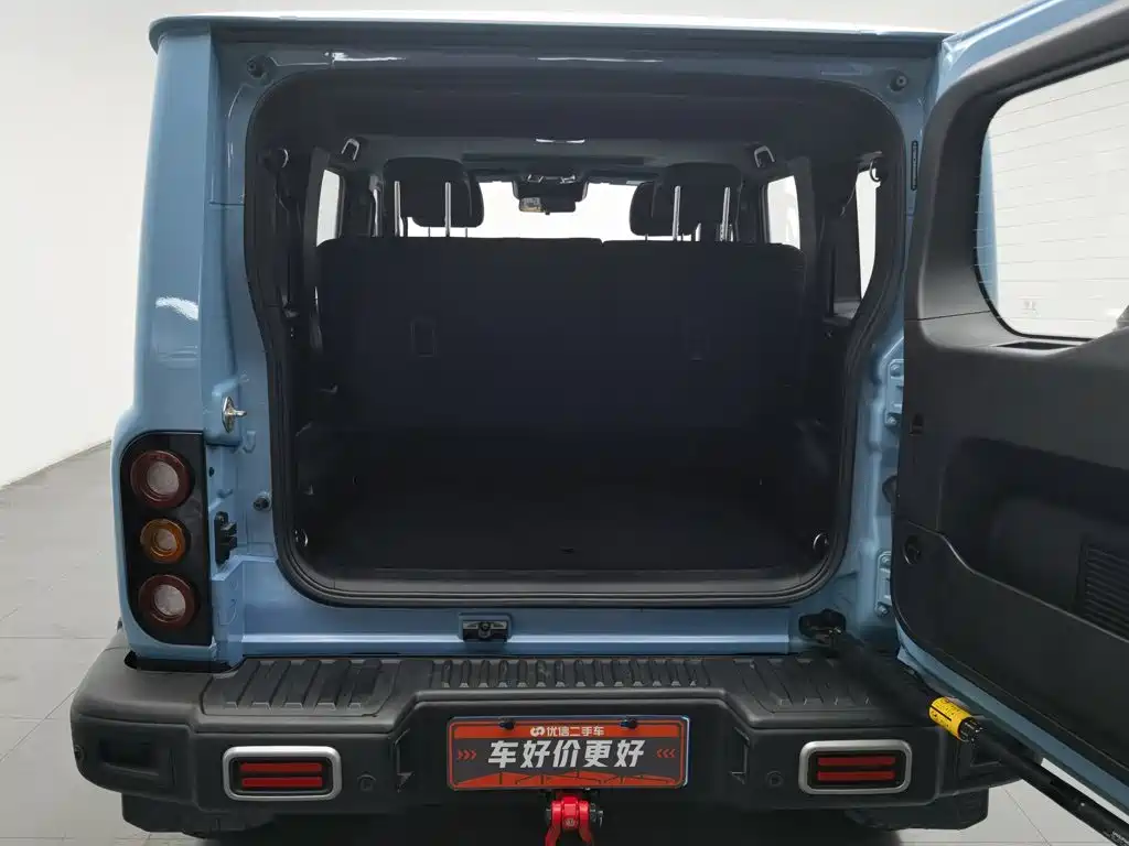 Photo 16 - 212 T01