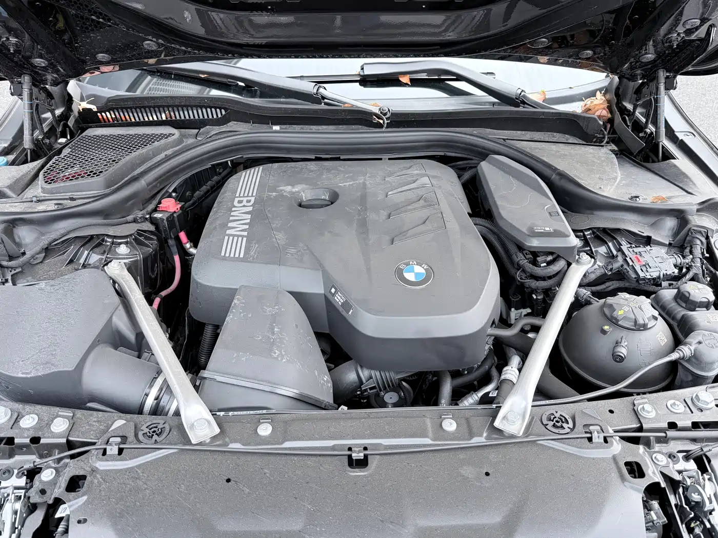 BMW 5 Series (Import) 2024 Model 525i M Sport Package фото 6