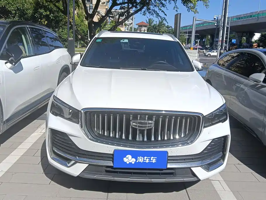 Фото 2 - Geely Monjaro