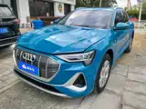 Фото 1 - Audi e-tron