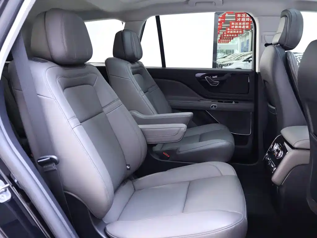Lincoln Aviator 2025 2024 3.0T V6 AWD Elegance 6-Seater