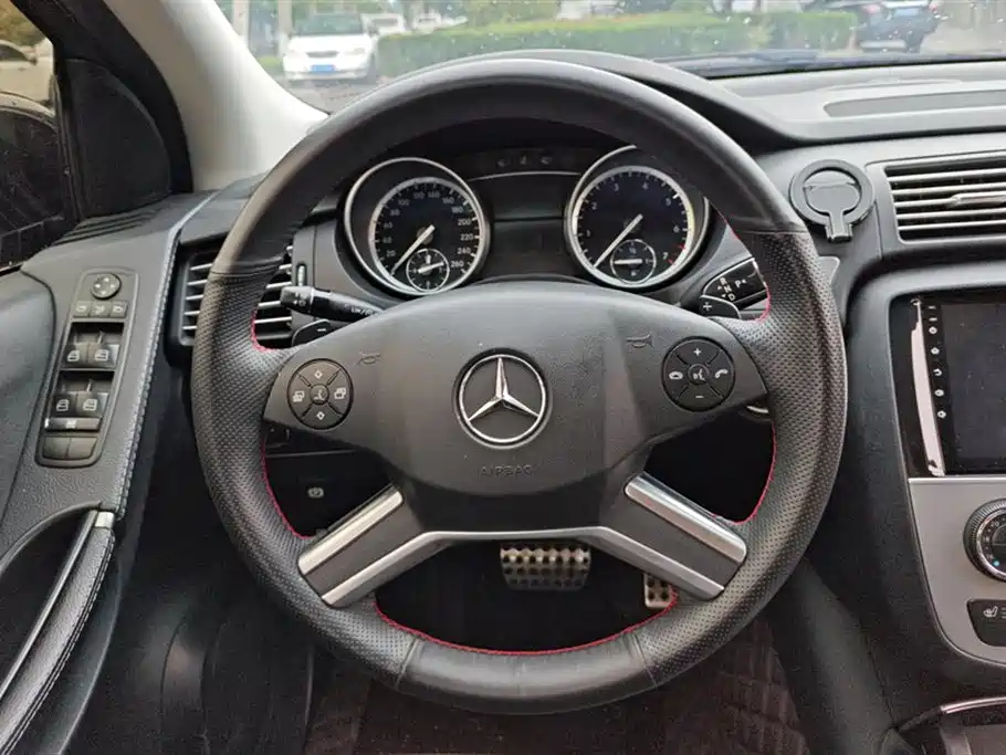 Mercedes-Benz R-Class 2015 R 320 4MATIC Luxury фото 15