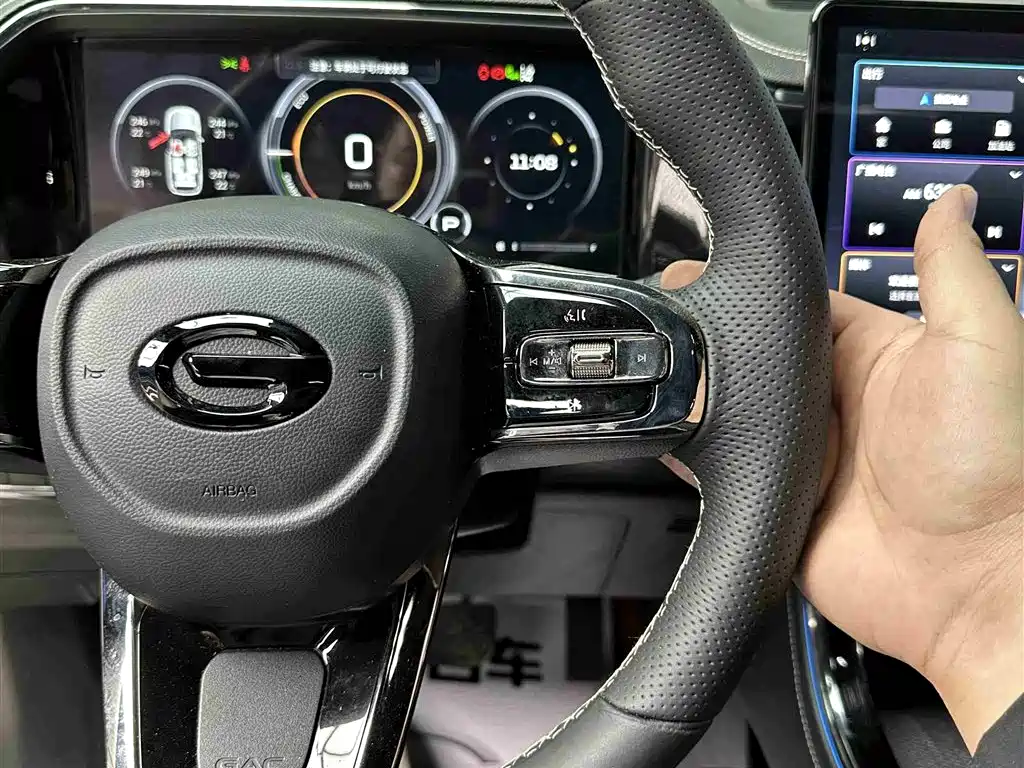 GAC Trumpchi Trumpchi GS8 2022 Dual Engine Series 2.0TM 4WD Flagship Edition (6-Seater) фото 17