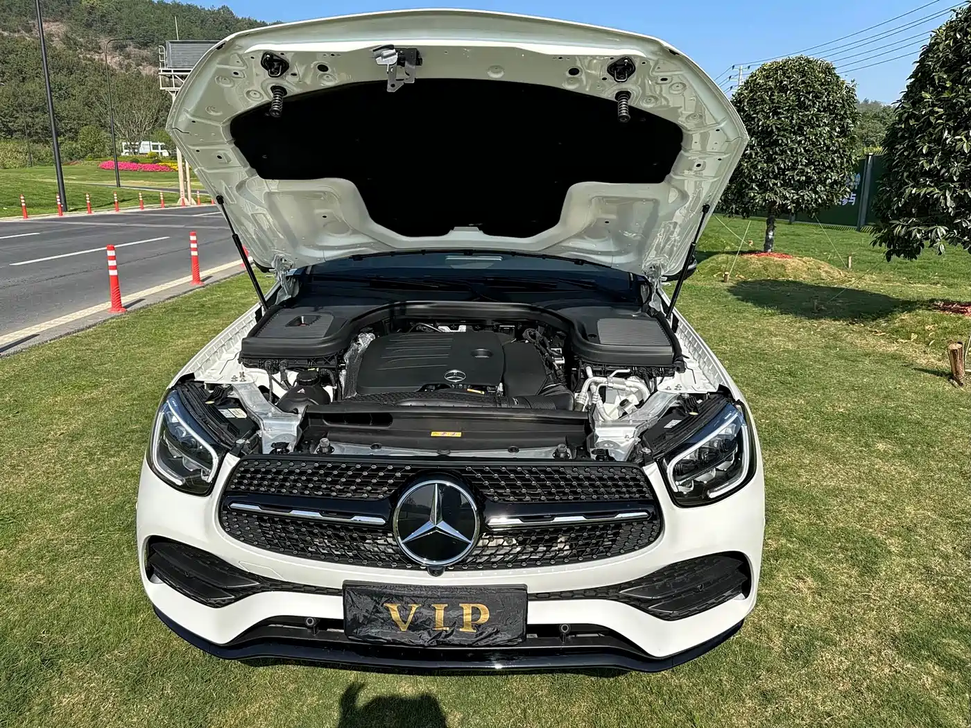 Mercedes-Benz GLC Coupe 2020 2020 GLC 260 4MATIC Coupe SUV