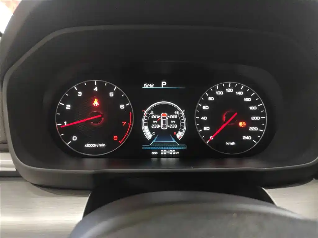 BYD Qin 2019 1.5L Automatic Luxury Edition фото 8