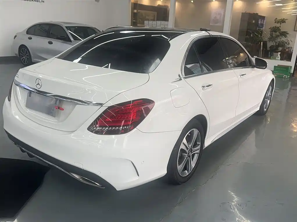 Mercedes-Benz C-Class 2019 C 260 L Sport фото 9