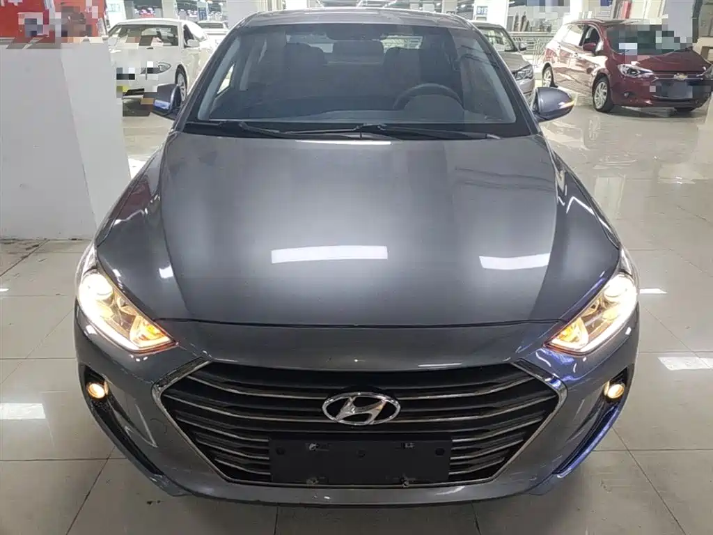 Hyundai Elantra 2016 Model 1.6L Automatic Smart Elite фото 3