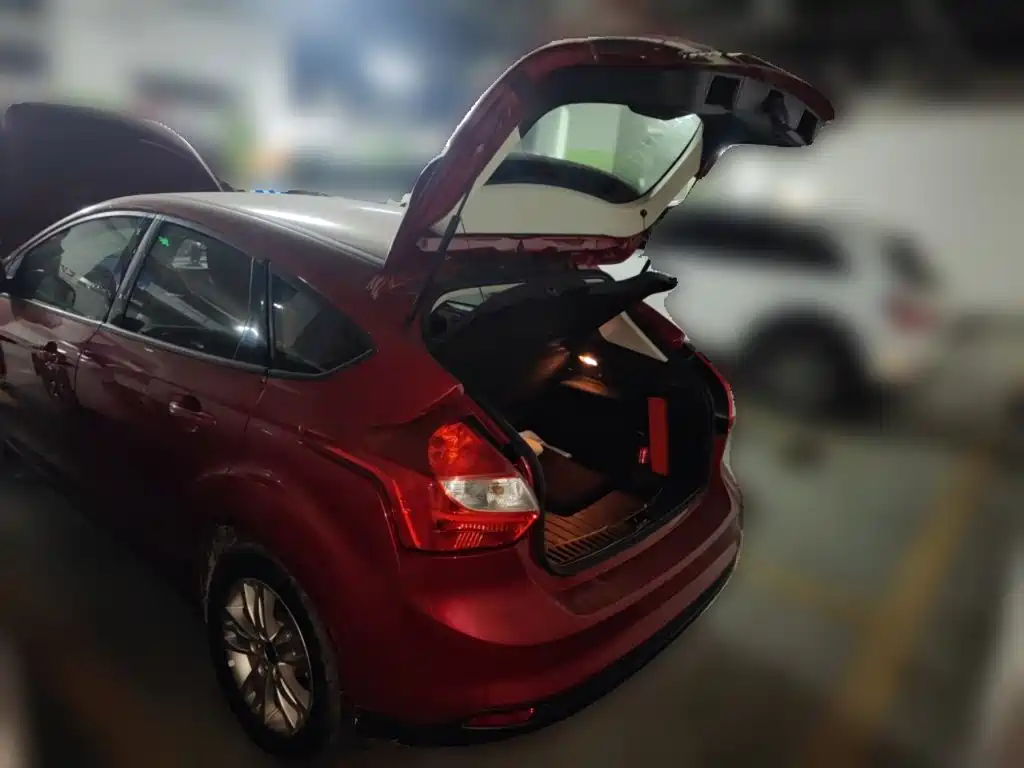 Ford Focus 2014 2012 Hatchback 1.6L Automatic Comfort