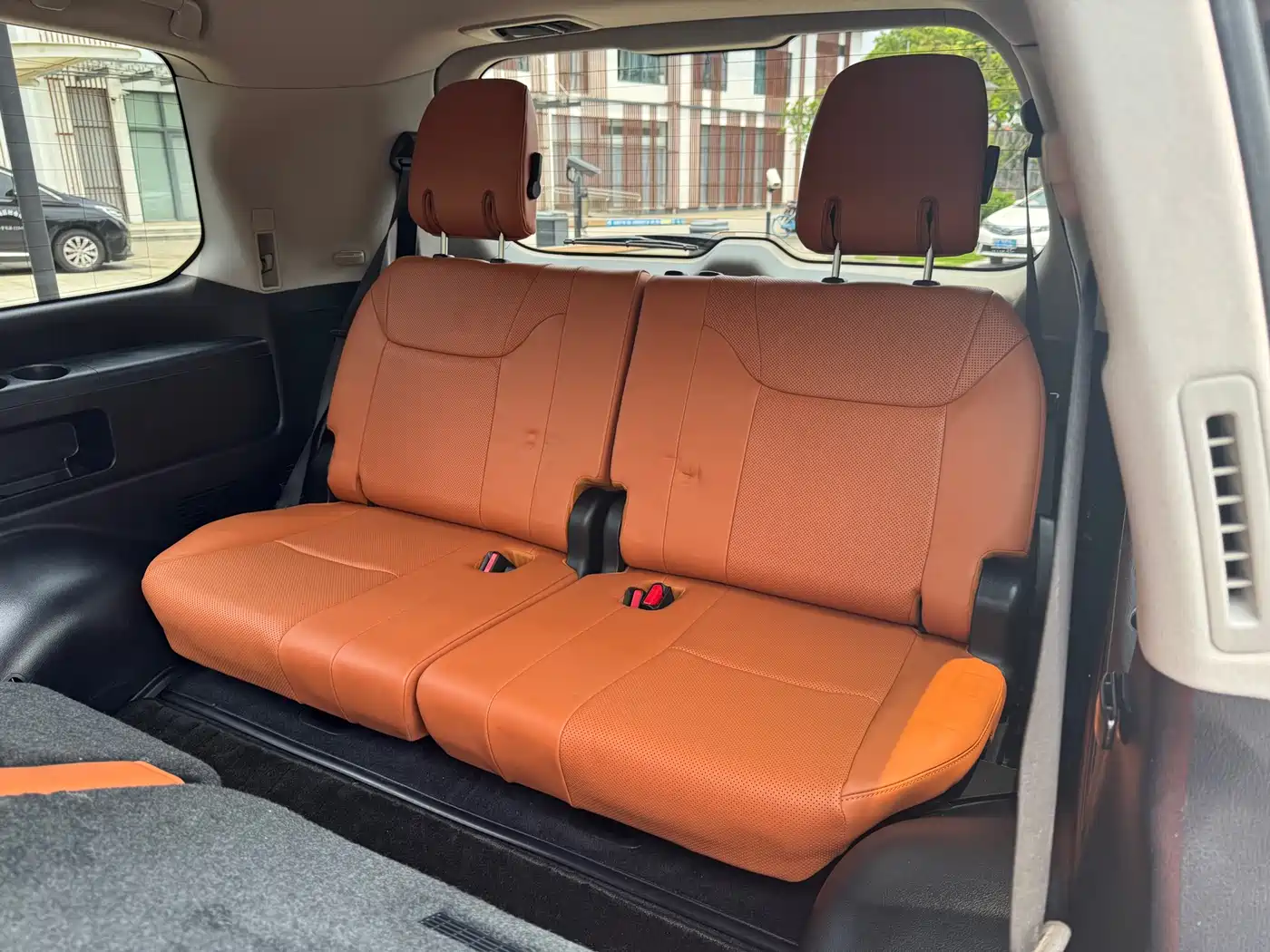 Lexus LX 2017 570 Prestige Luxury фото 8