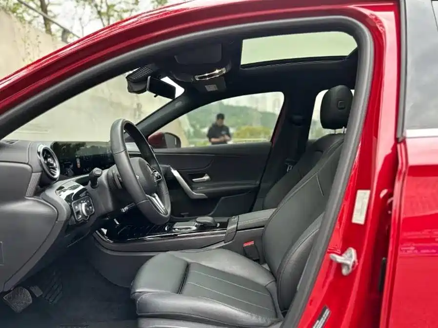 Mercedes-Benz A-Class 2022 A 200 L Sport Sedan Dynamic фото 4