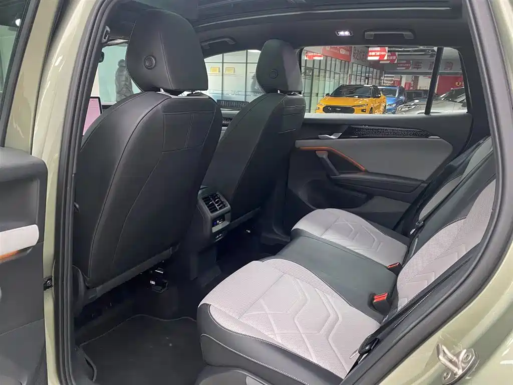 Volkswagen Tayron 2025 Model Tayron L 380TSI 4WD Luxury Easy Package фото 12