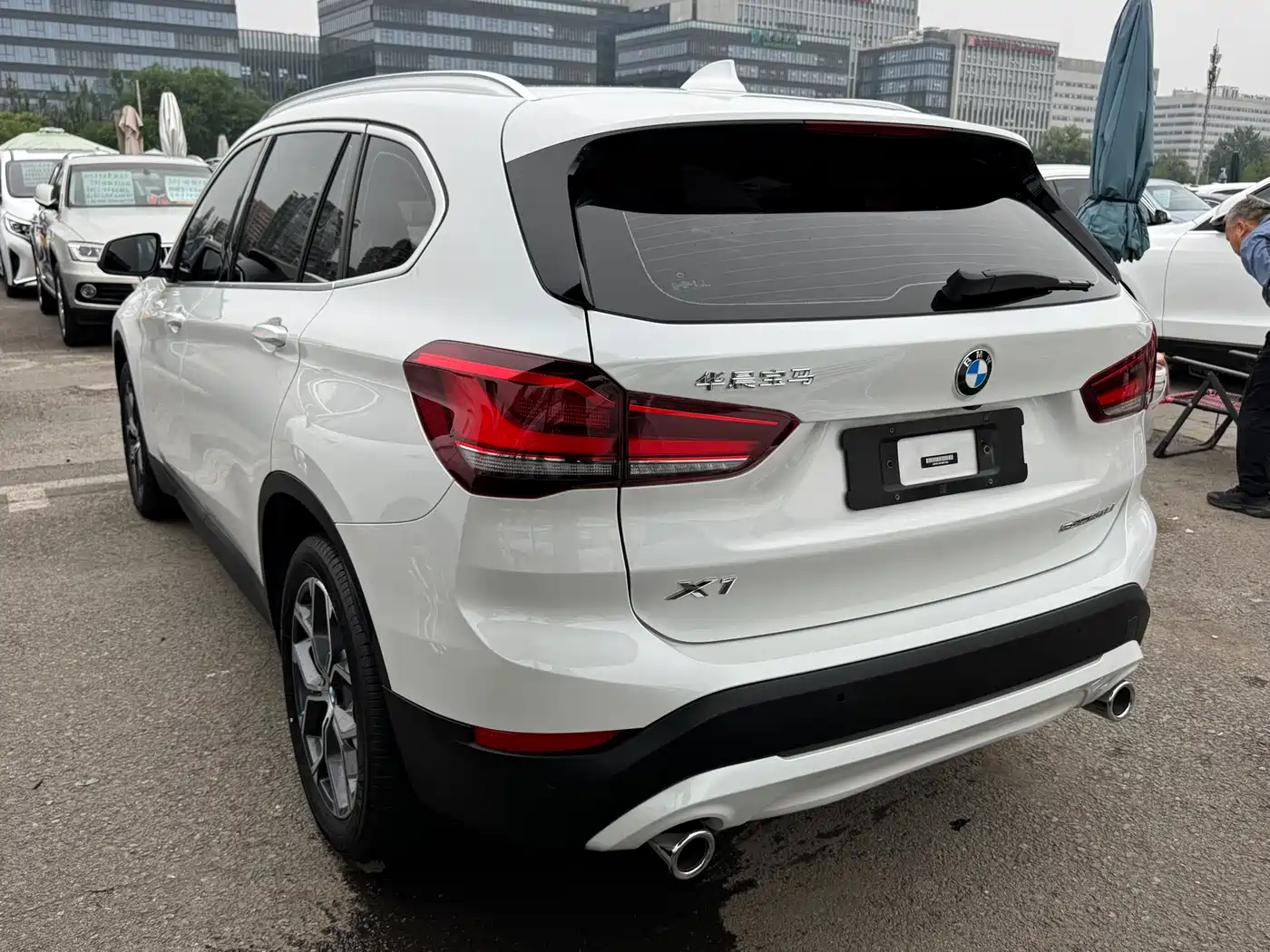 BMW X1 2022 sDrive25Li Leading фото 17