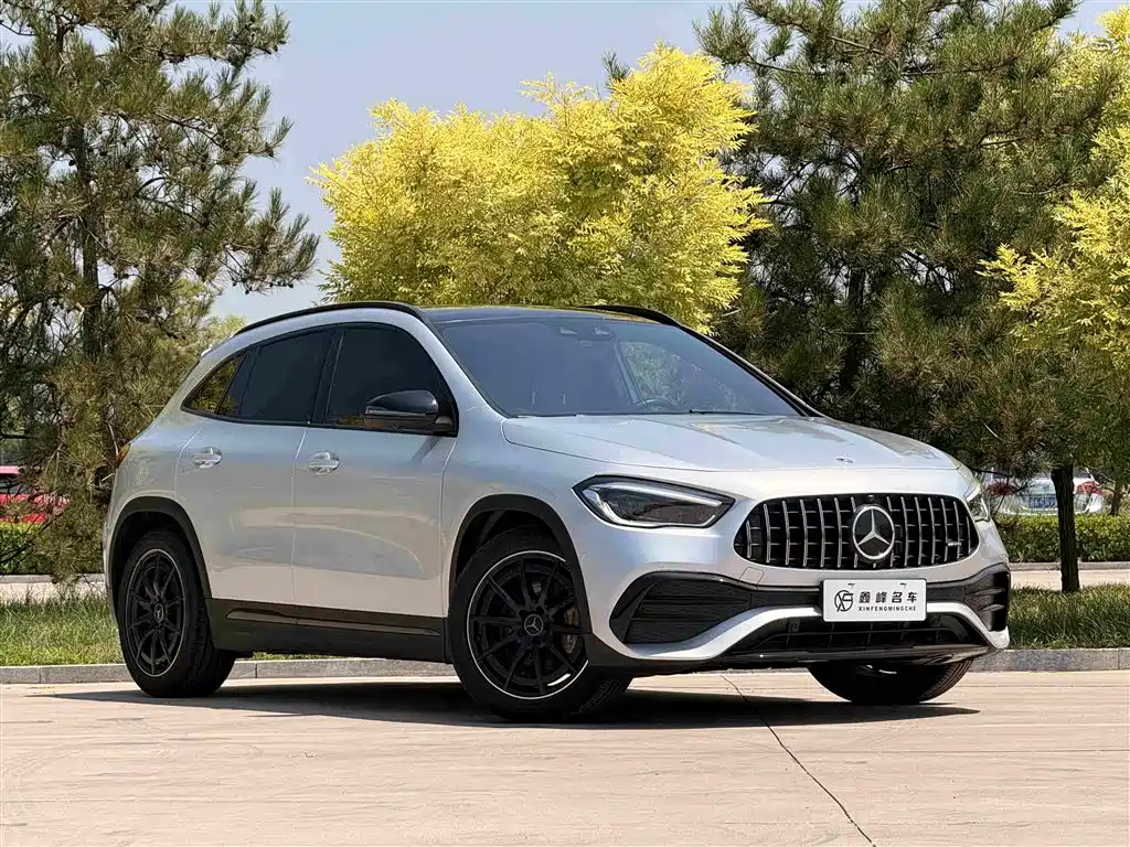 MERCEDES-BENZ GLA AMG