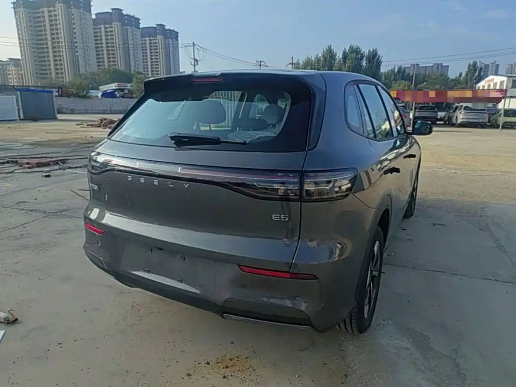 Geely Galaxy Galaxy E5 2026 2026 530km Voyager Edition