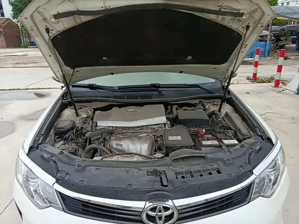 Toyota Camry 2017 2016 2.0G 10th Anniversary Leading Edition