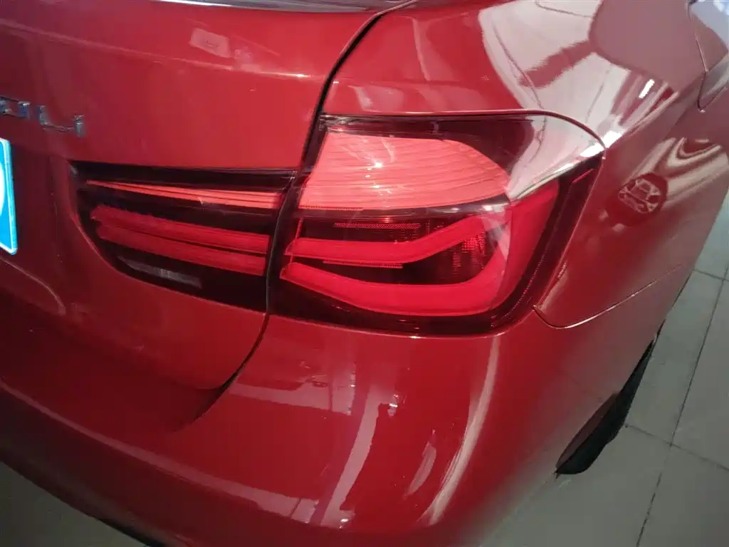 BMW 3 Series 2019 320Li M Sport Black Night Edition фото 24
