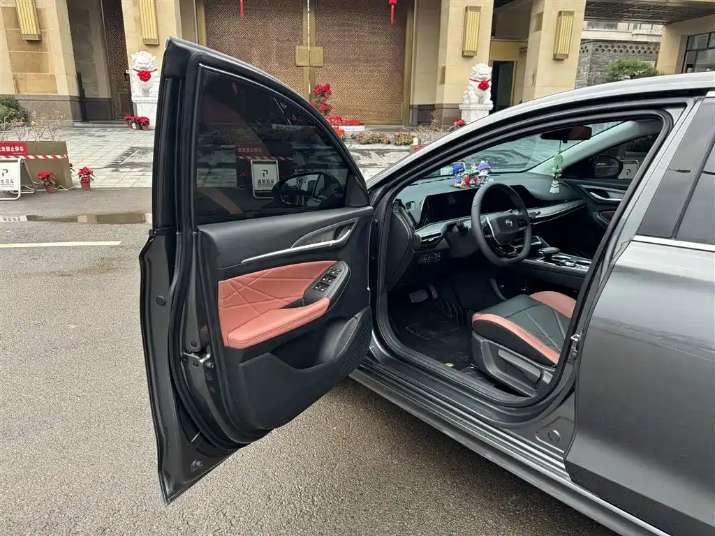 Changan Eado 2024 2023 Enjoy Edition PLUS Blue Whale NE 1.4T GDI DCT Premium Edition