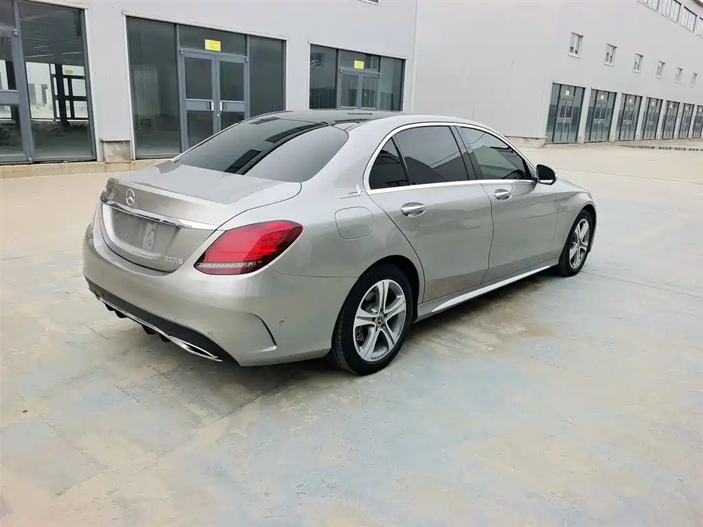 Mercedes-Benz C-Class 2019 Facelift C 260 L Sport фото 25