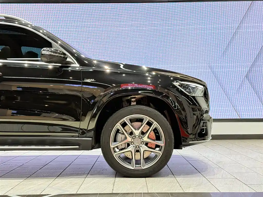 Mercedes-Benz GLE AMG 2025 Facelift AMG GLE 53 4MATIC+ фото 8