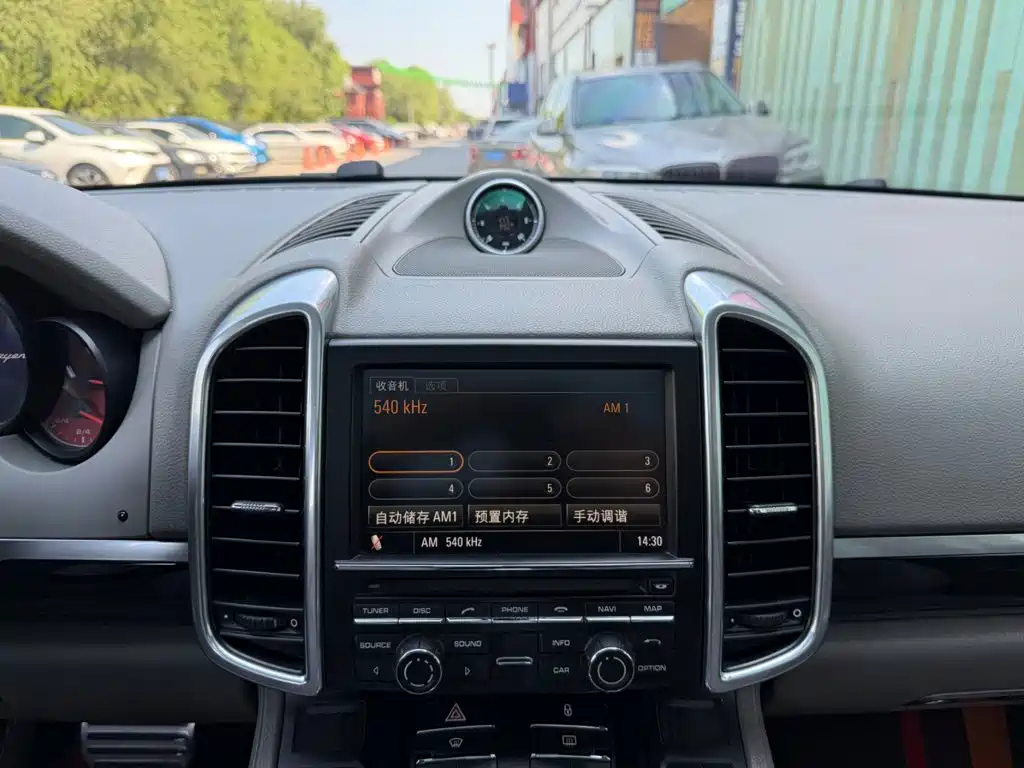 Фото 6 - Porsche Cayenne