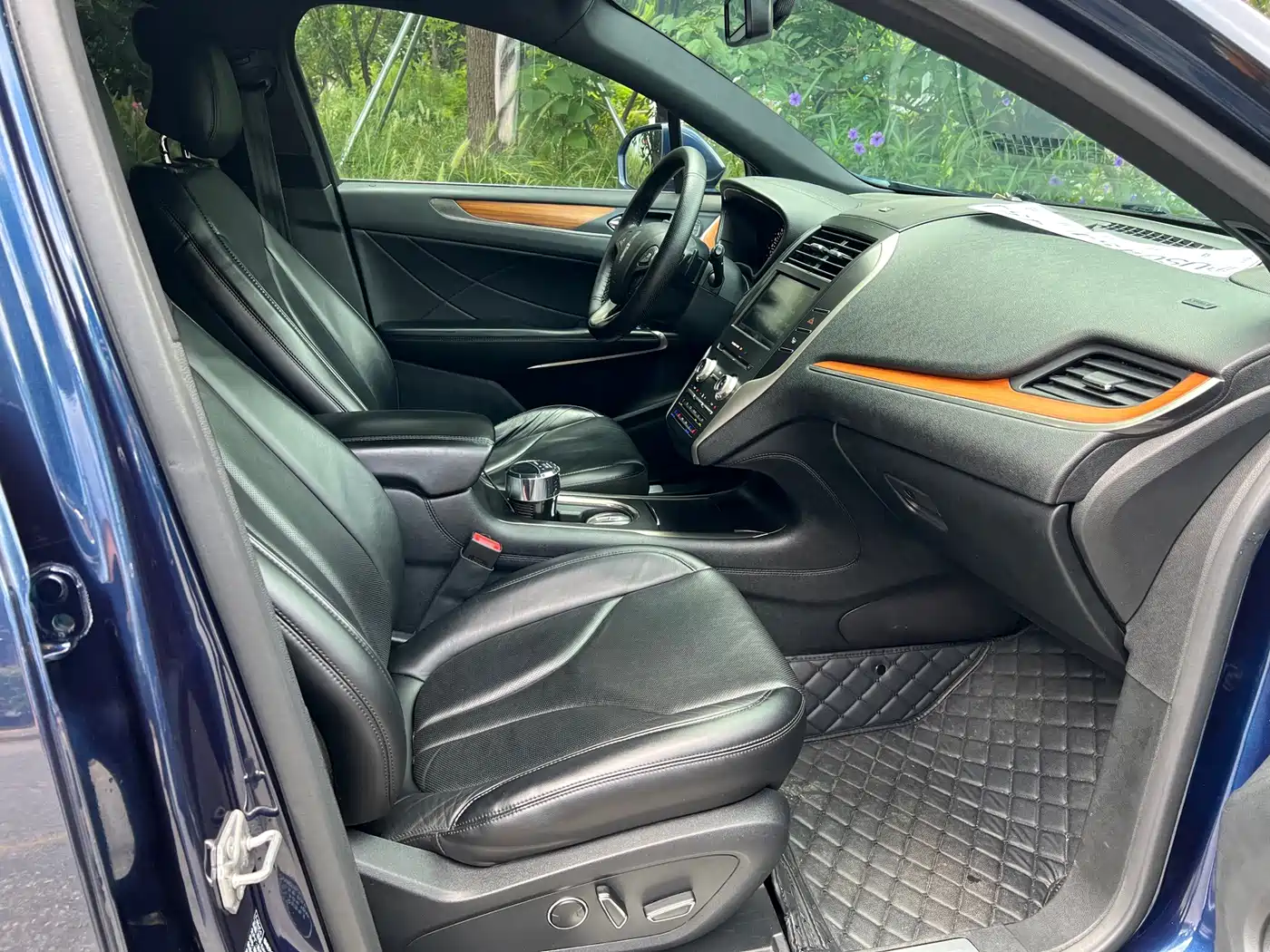 Lincoln MKC 2016 2016 2.0T 2WD Luxury