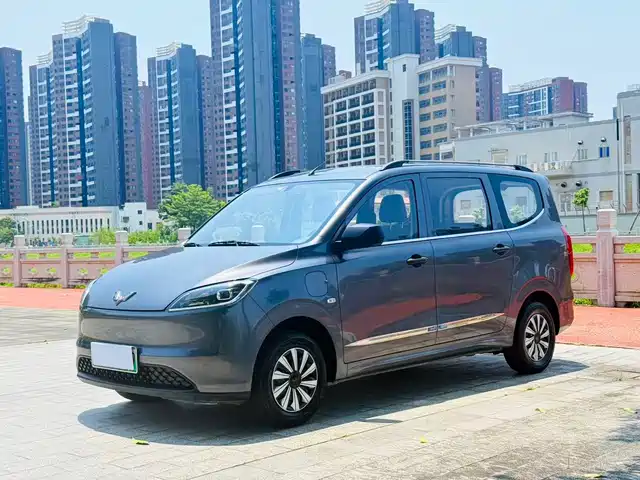 Wuling Hongguang Электромобиль, 300KM, Стандарт