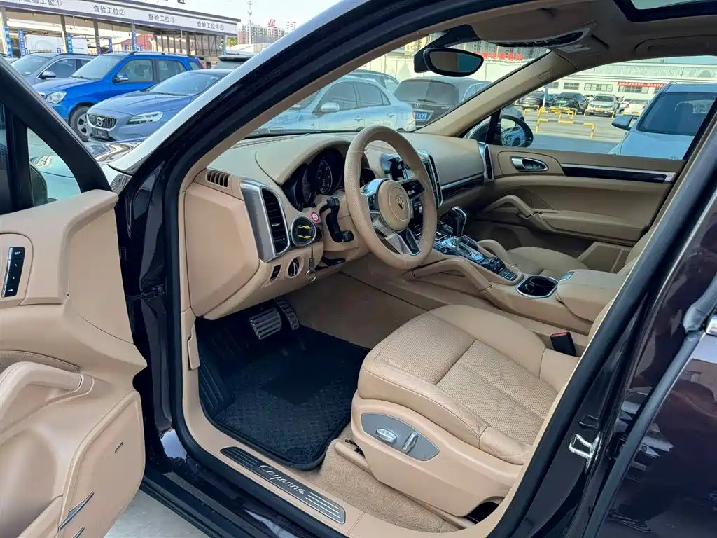 Porsche Cayenne 2015 Cayenne 3.0T фото 7