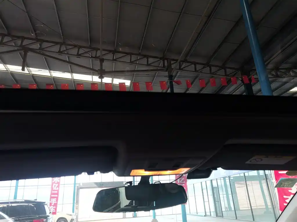 Toyota RAV4 Rongfang 2016 2.0L CVT 2WD Trend (China V) фото 18