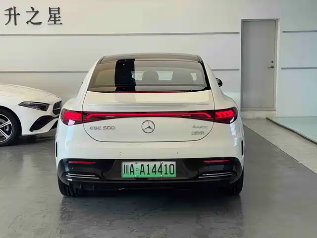 Mercedes-Benz EQE 2025 Model 500 4MATIC Luxury Edition — фото 3