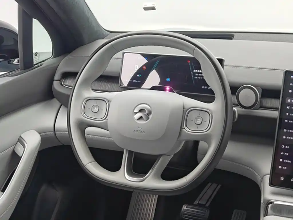 Фото 6 - NIO ES6