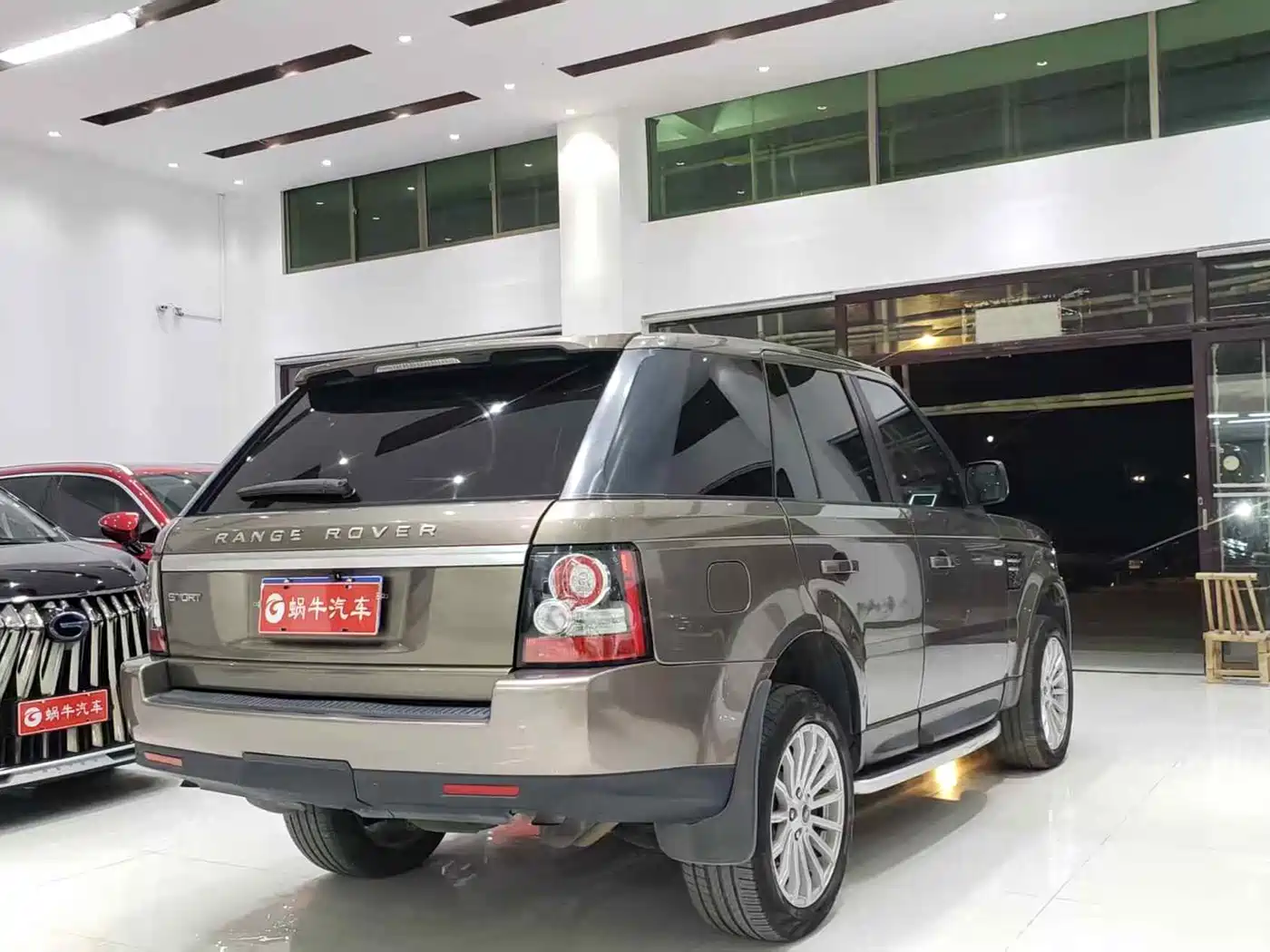 Land Rover Range Rover Sport 2013 3.0 TDV6 Diesel фото 12